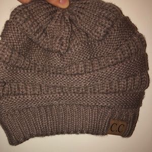 Beige knit beanie
